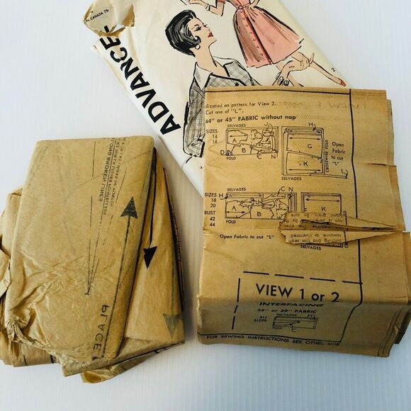 Vintage Sewing Patterns from the 60s Set of 4 - Picture 9 of 12